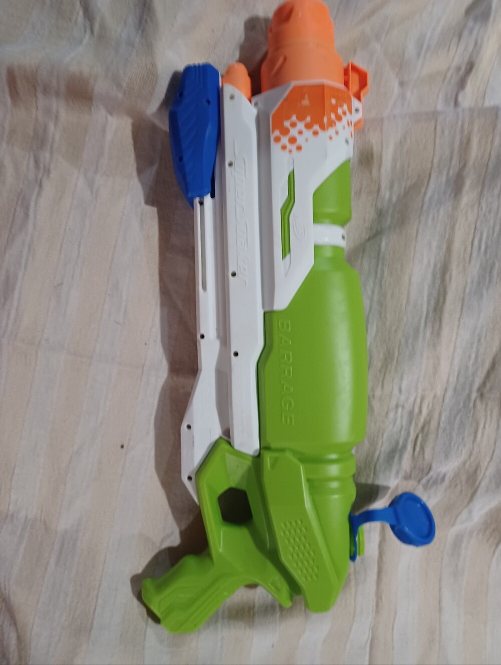Nerf Green White Orange Blue Water Blaster